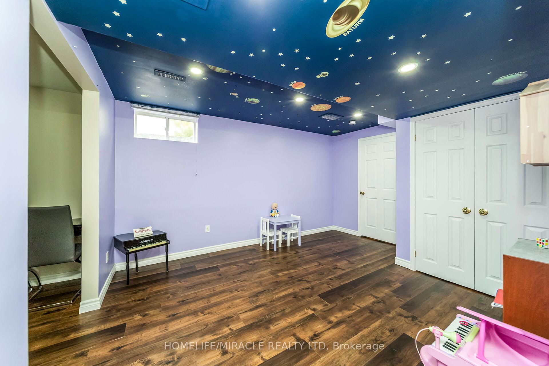 Photo 30 of 24 Chiccony Court, New Tecumseth, Beeton — HOMEH
