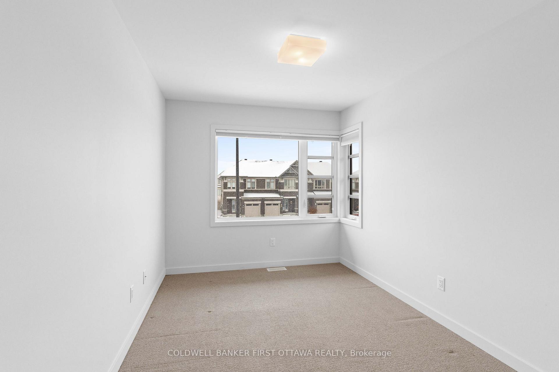 Photo 31 of 520 Borbridge Avenue, Ottawa, Riverside South/Gloucester Glen — HOMEH