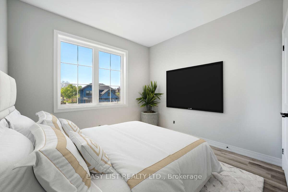 Photo 12 of 121 Ivy Crescent, Thorold, Confederation Heights — HOMEH