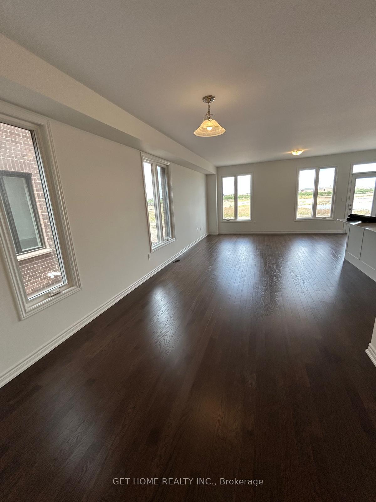 Photo 9 of 1455 Savoline Boulevard, Milton, Rural Milton West — HOMEH