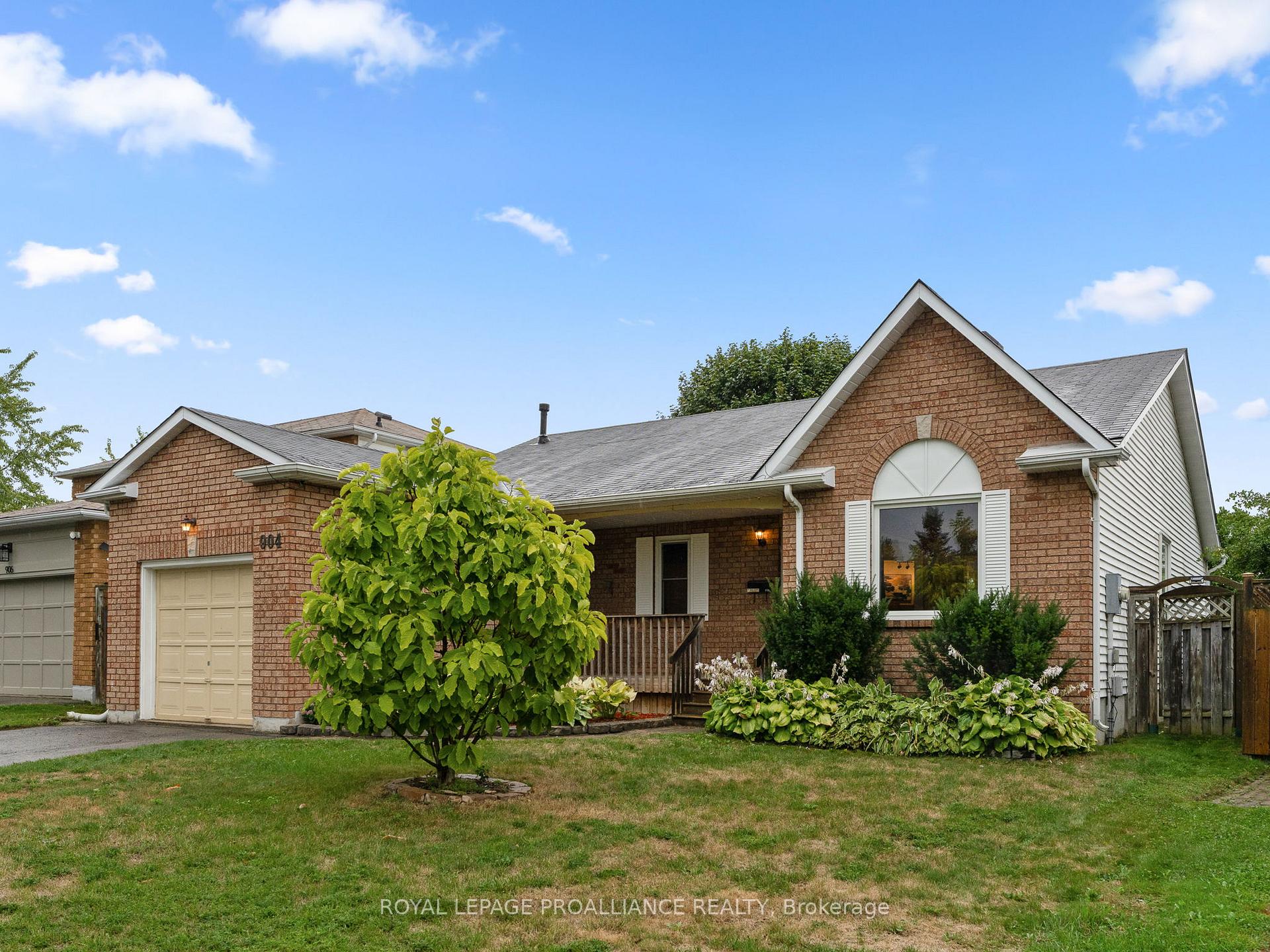 Photo 1 of 904 Chipping Park Boulevard, Cobourg — HOMEH
