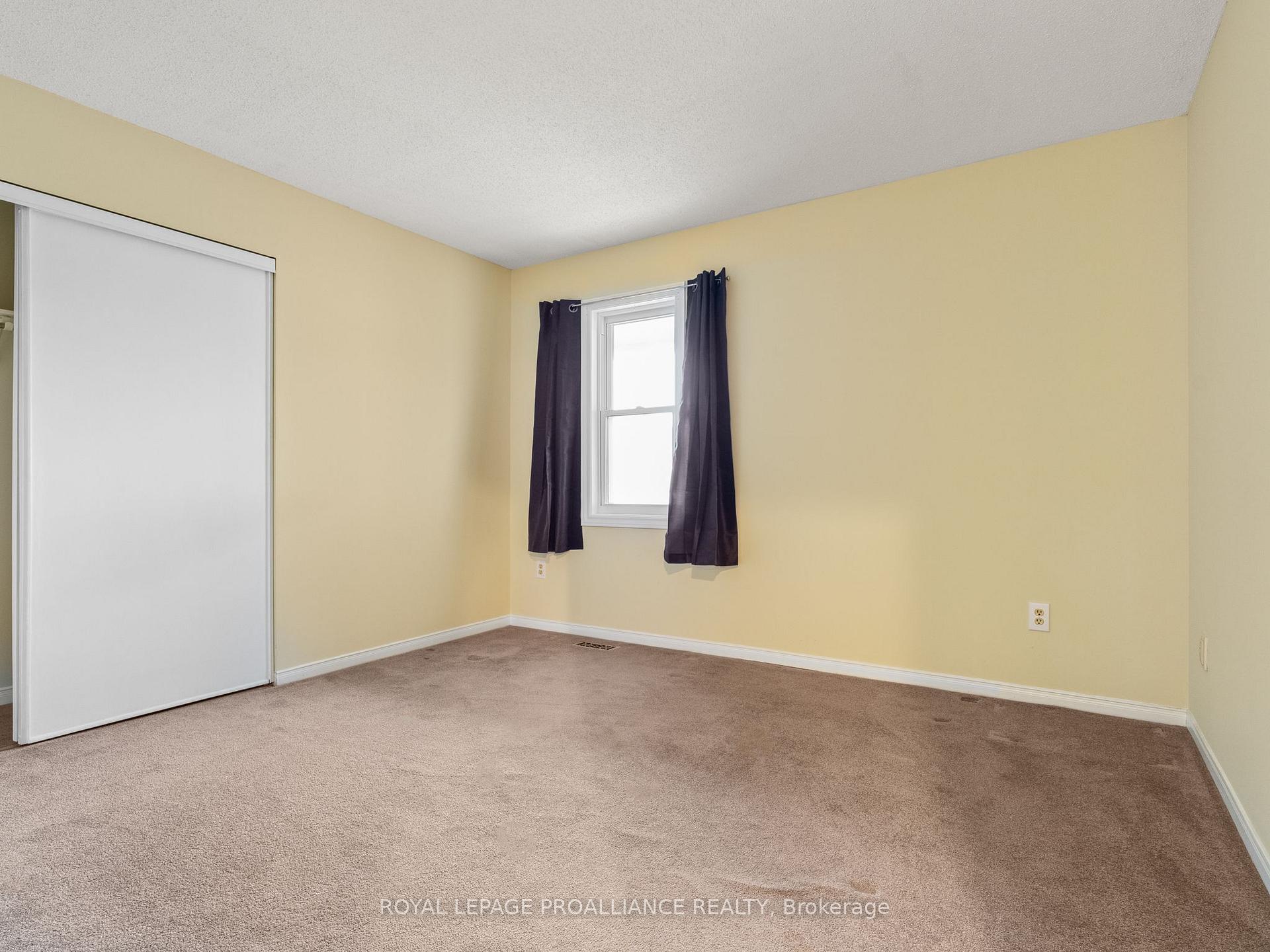 Photo 25 of 904 Chipping Park Boulevard, Cobourg — HOMEH