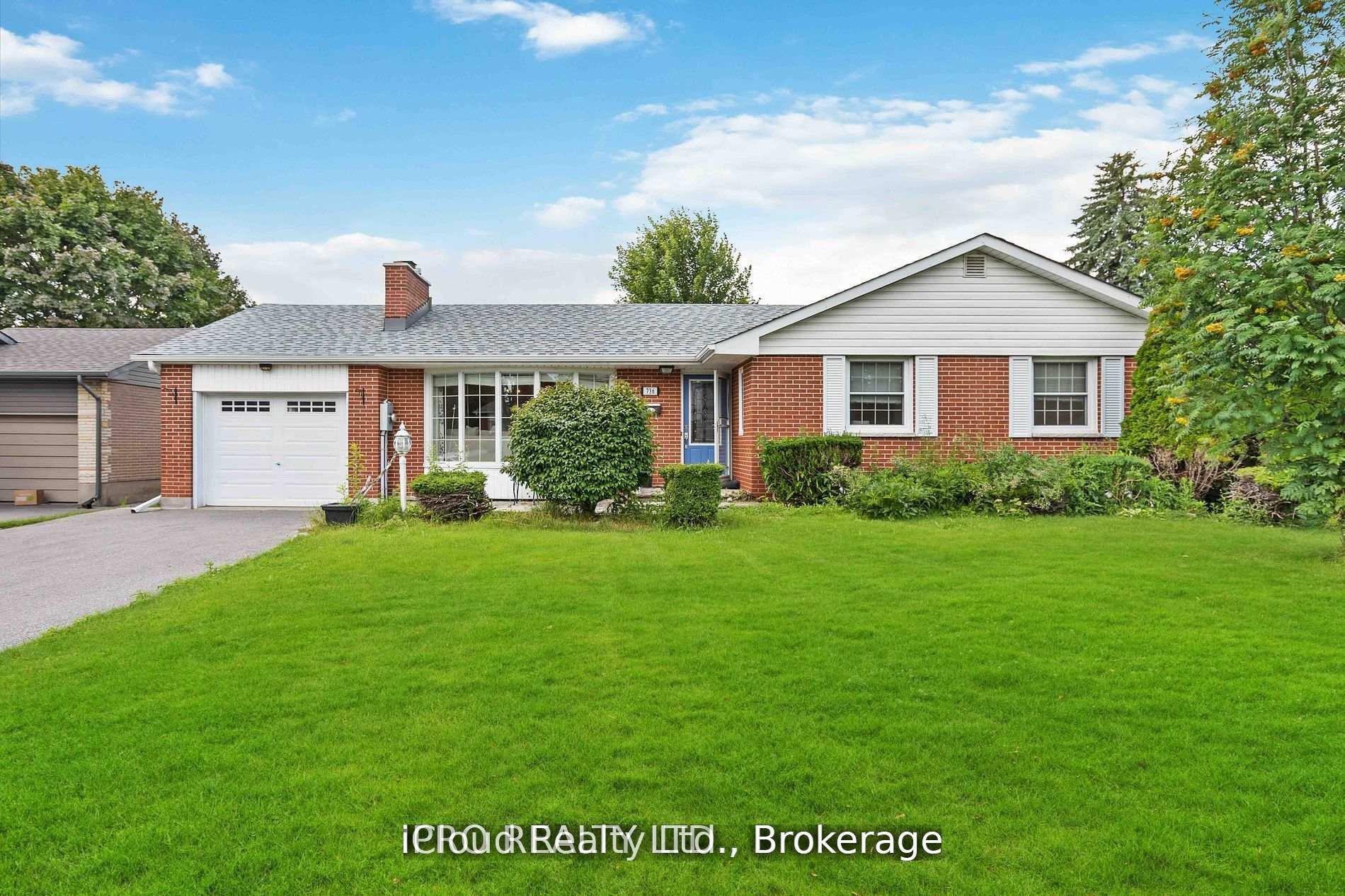 Photo 2 of 736 Westdale Street, Oshawa, Northglen — HOMEH
