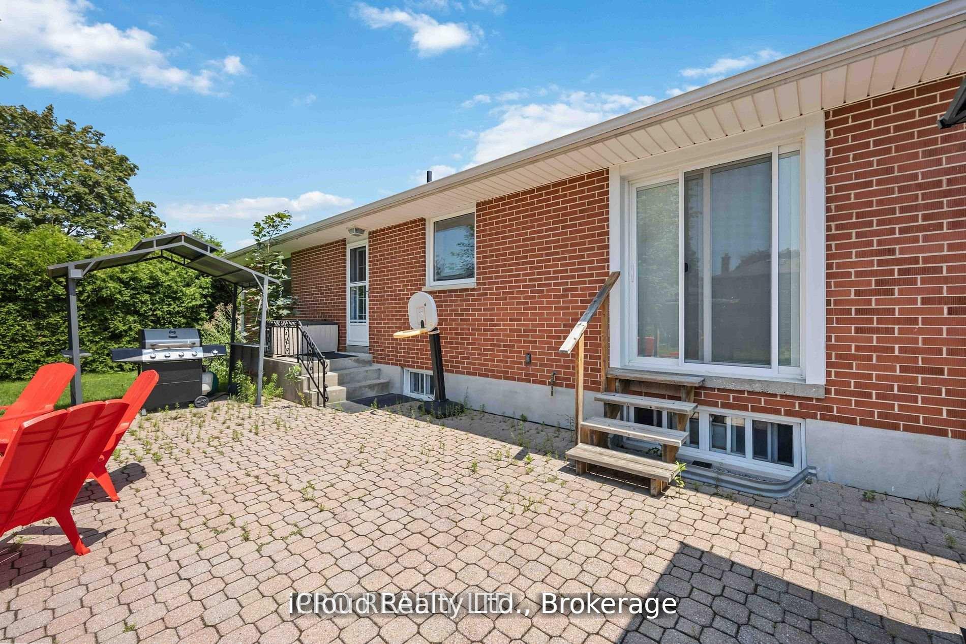 Photo 23 of 736 Westdale Street, Oshawa, Northglen — HOMEH
