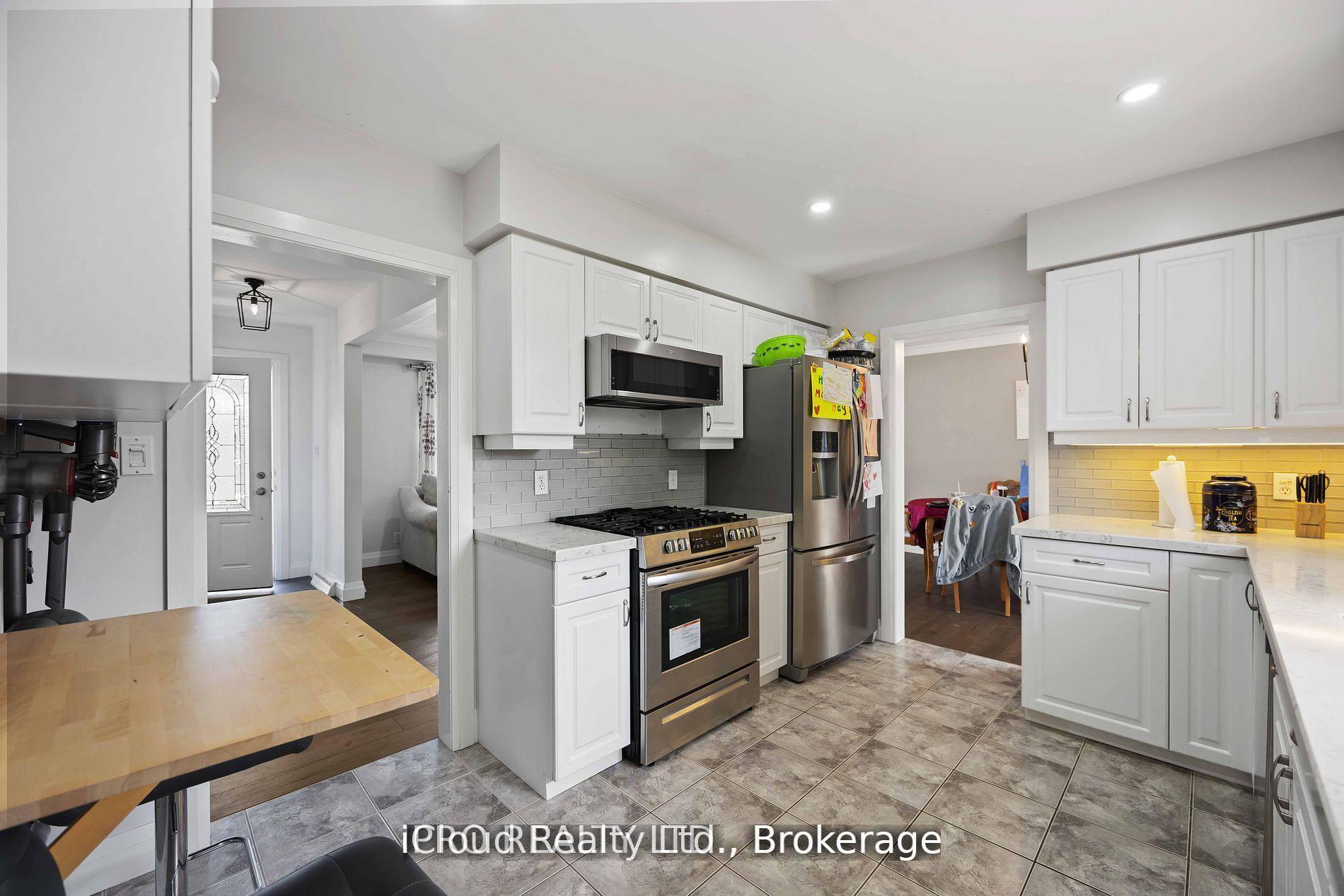 Photo 27 of 736 Westdale Street, Oshawa, Northglen — HOMEH