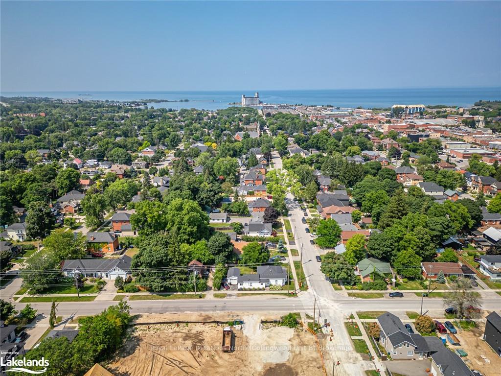 Photo 7 of 318 Maple Street, Collingwood — HOMEH