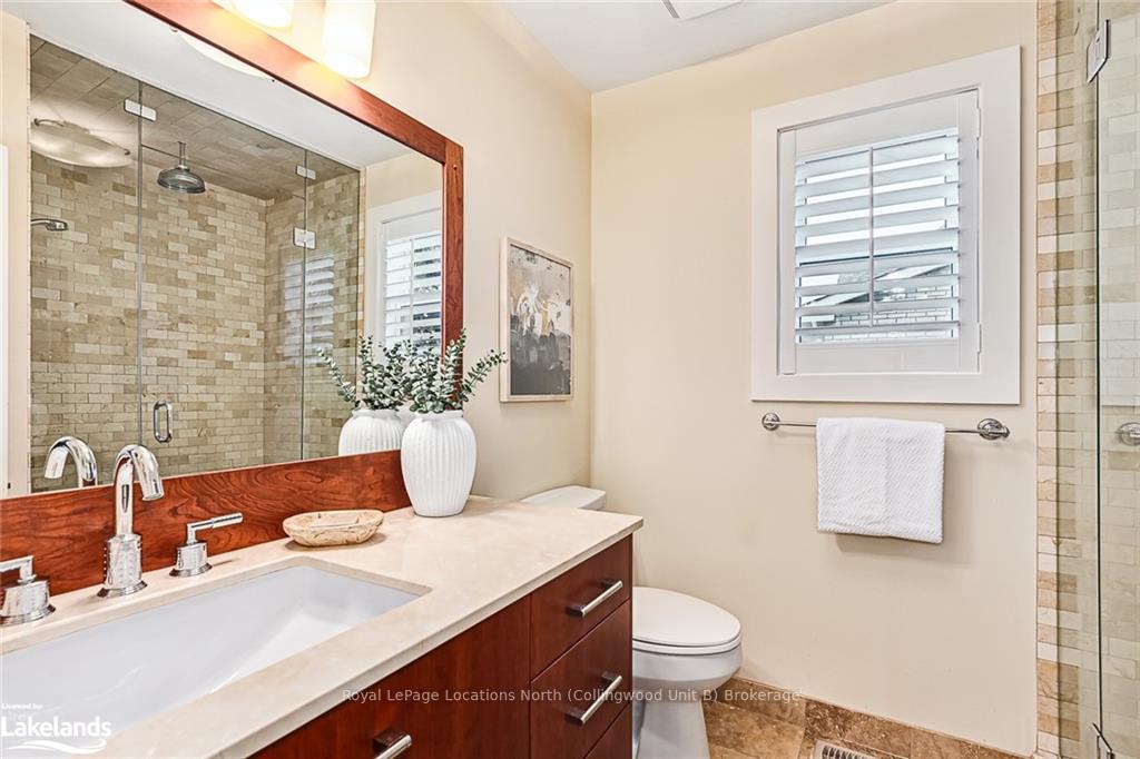 Photo 21 of 318 Maple Street, Collingwood — HOMEH