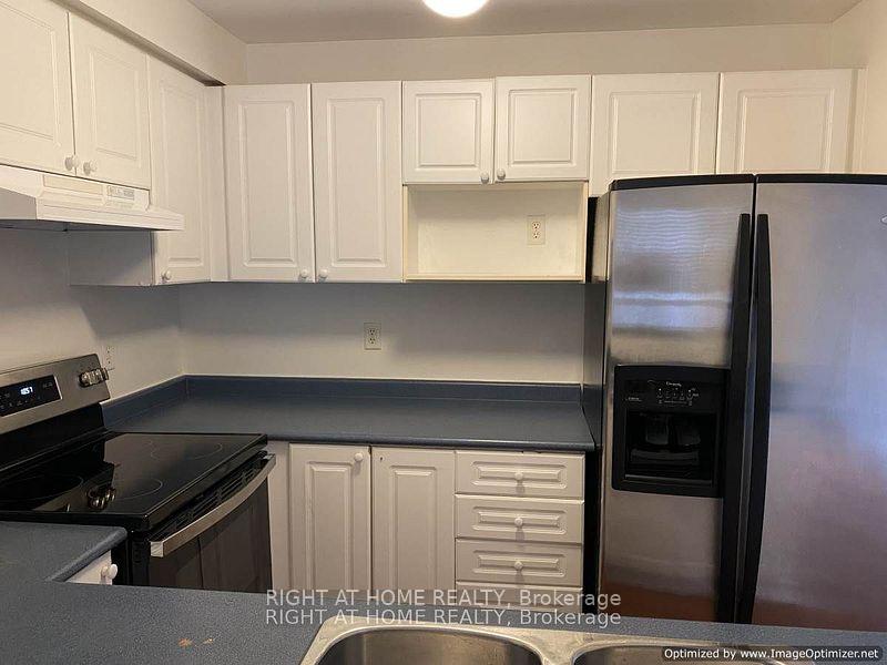 Photo 10 of 4372 Fairview Street, Burlington, Shoreacres — HOMEH