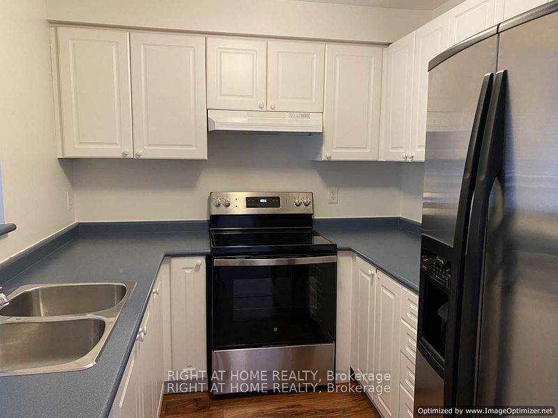 Photo 11 of 4372 Fairview Street, Burlington, Shoreacres — HOMEH