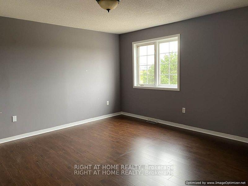 Photo 13 of 4372 Fairview Street, Burlington, Shoreacres — HOMEH