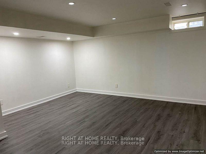 Photo 18 of 4372 Fairview Street, Burlington, Shoreacres — HOMEH
