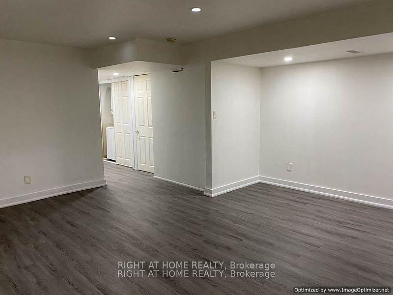Photo 19 of 4372 Fairview Street, Burlington, Shoreacres — HOMEH