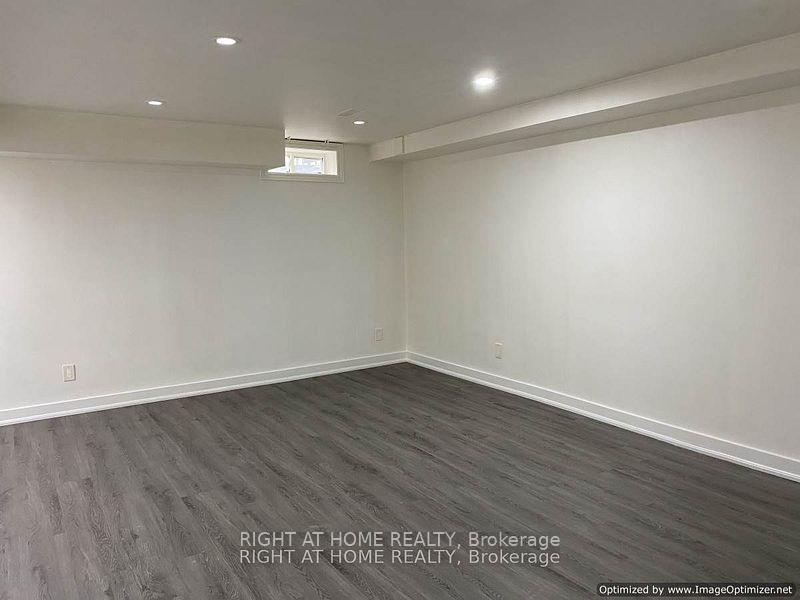 Photo 21 of 4372 Fairview Street, Burlington, Shoreacres — HOMEH