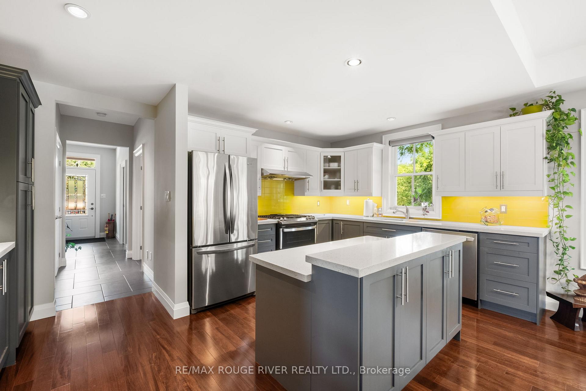 Photo 7 of 119 Durham Street, Cobourg — HOMEH
