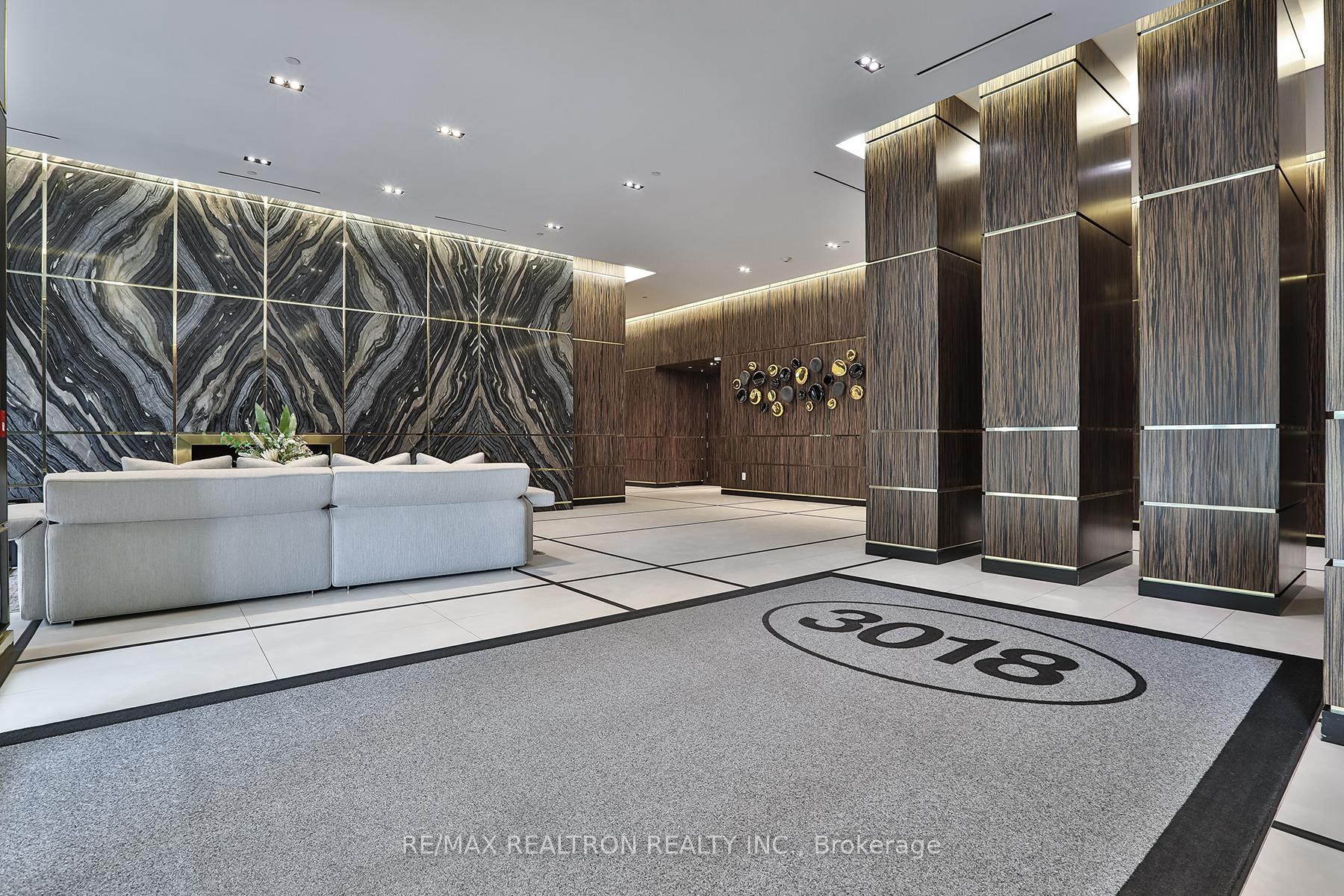 Photo 4 of Unit #204, 3018 Yonge Street, Toronto, Lawrence Park South — HOMEH