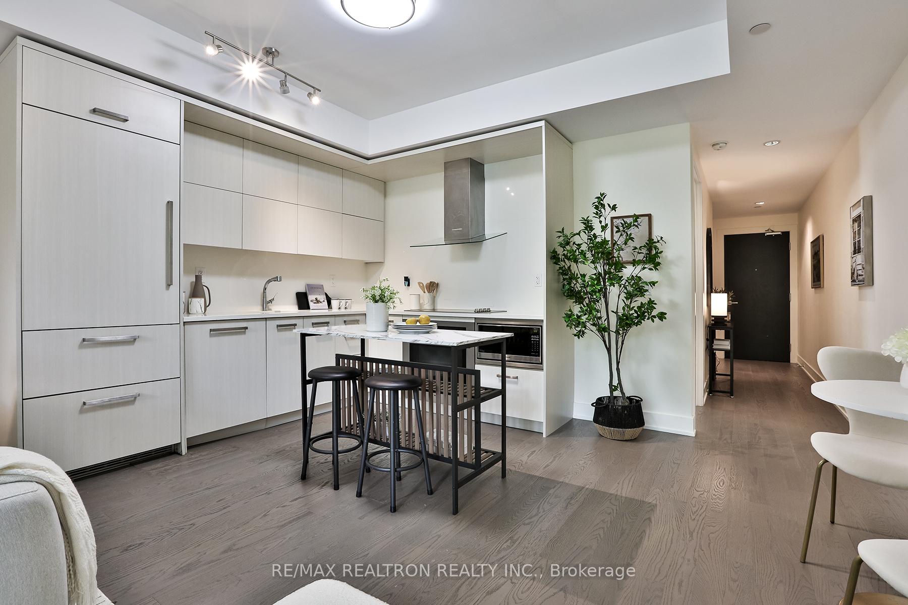 Photo 11 of Unit #204, 3018 Yonge Street, Toronto, Lawrence Park South — HOMEH
