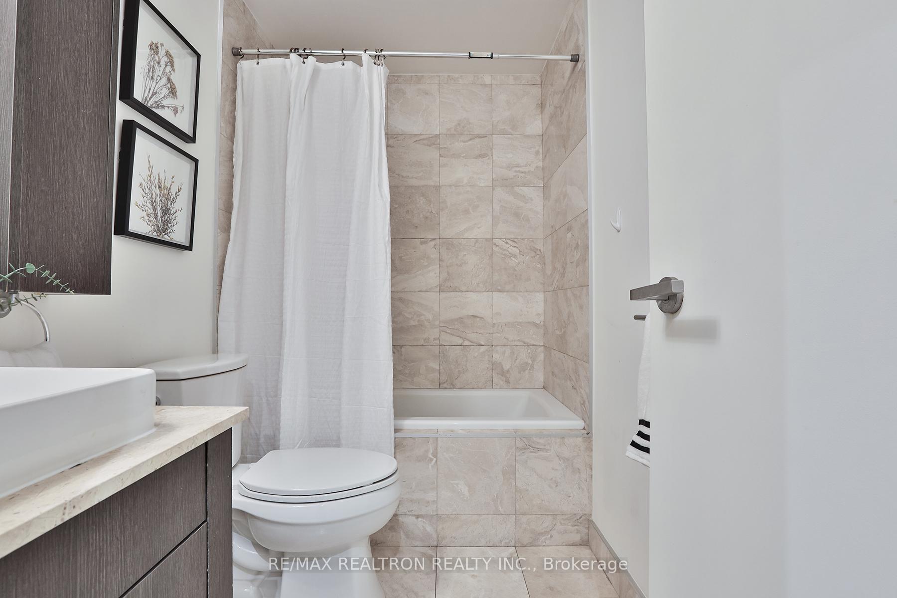 Photo 25 of Unit #204, 3018 Yonge Street, Toronto, Lawrence Park South — HOMEH