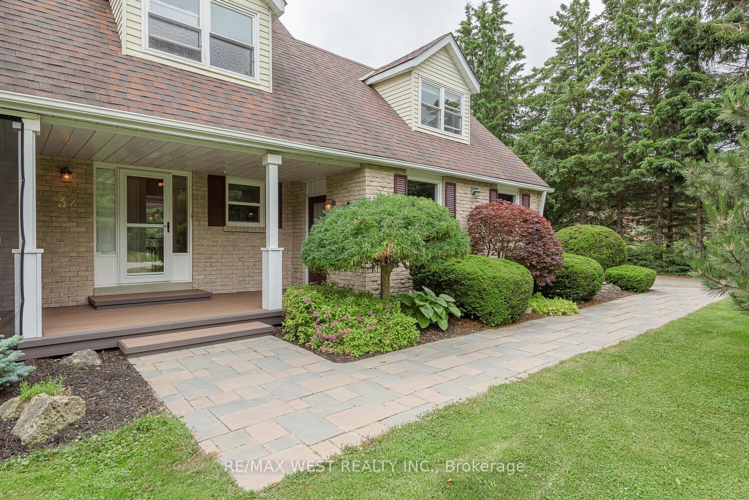 Photo 7 of 37 Autumn Drive, Caledon, Caledon Village — HOMEH