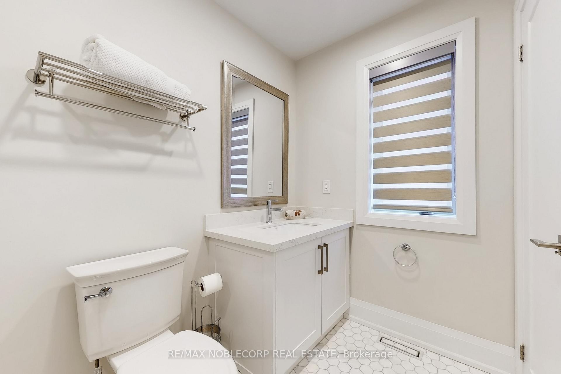 Photo 20 of 35 Mill Dam Court, King, Schomberg — HOMEH