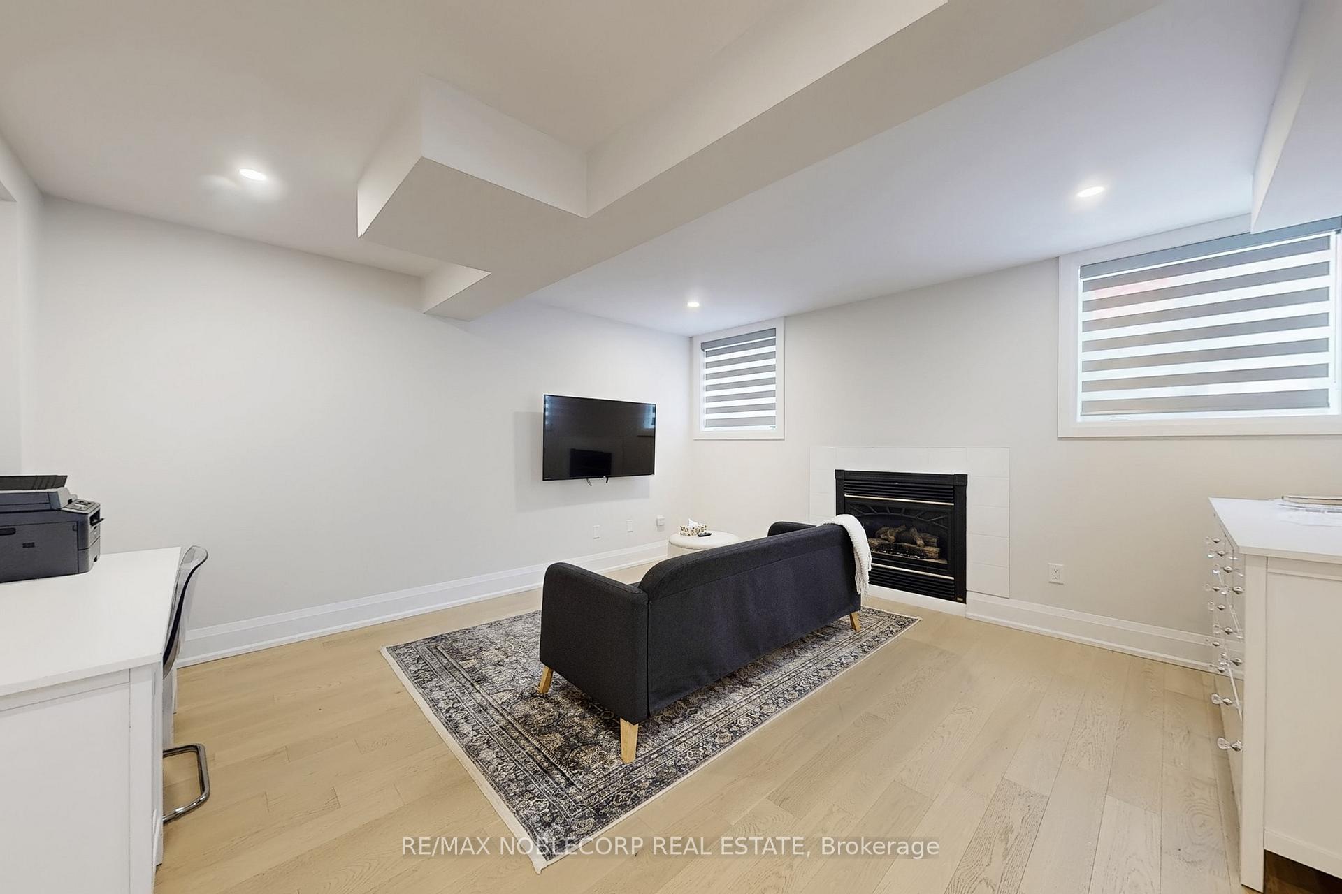 Photo 31 of 35 Mill Dam Court, King, Schomberg — HOMEH