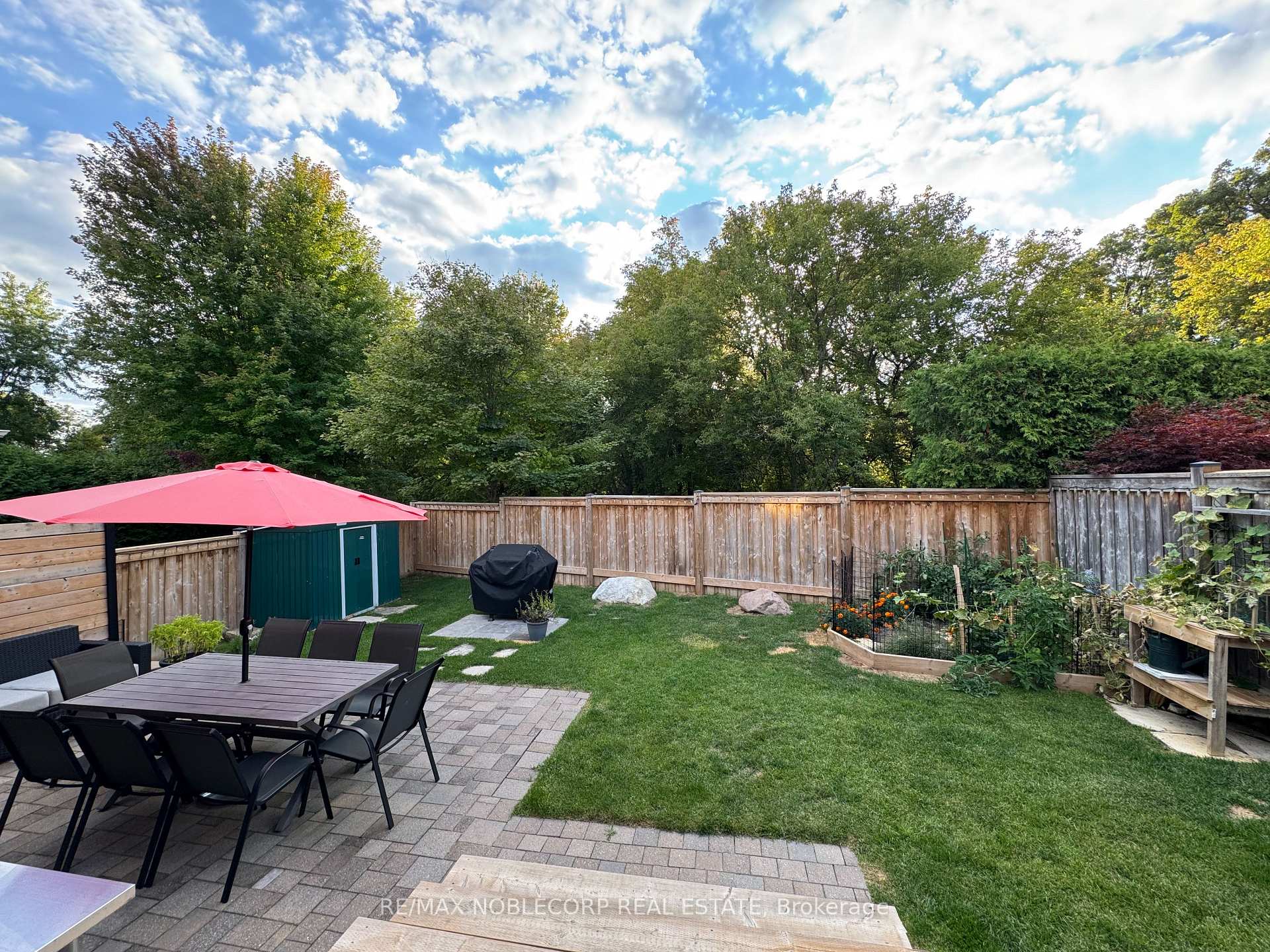 Photo 41 of 35 Mill Dam Court, King, Schomberg — HOMEH