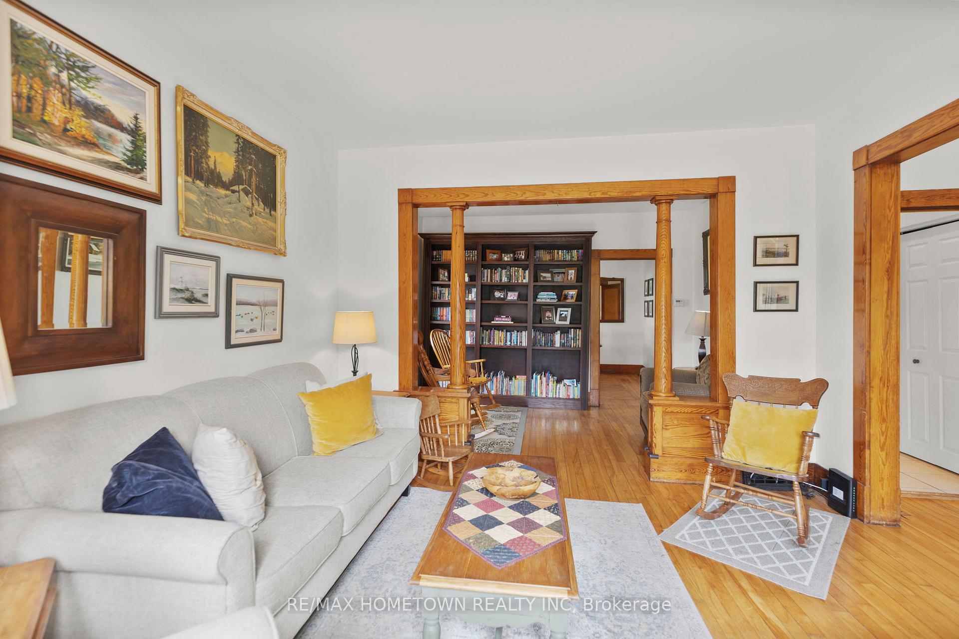 Photo 8 of 138 Henry Street E, Prescott — HOMEH