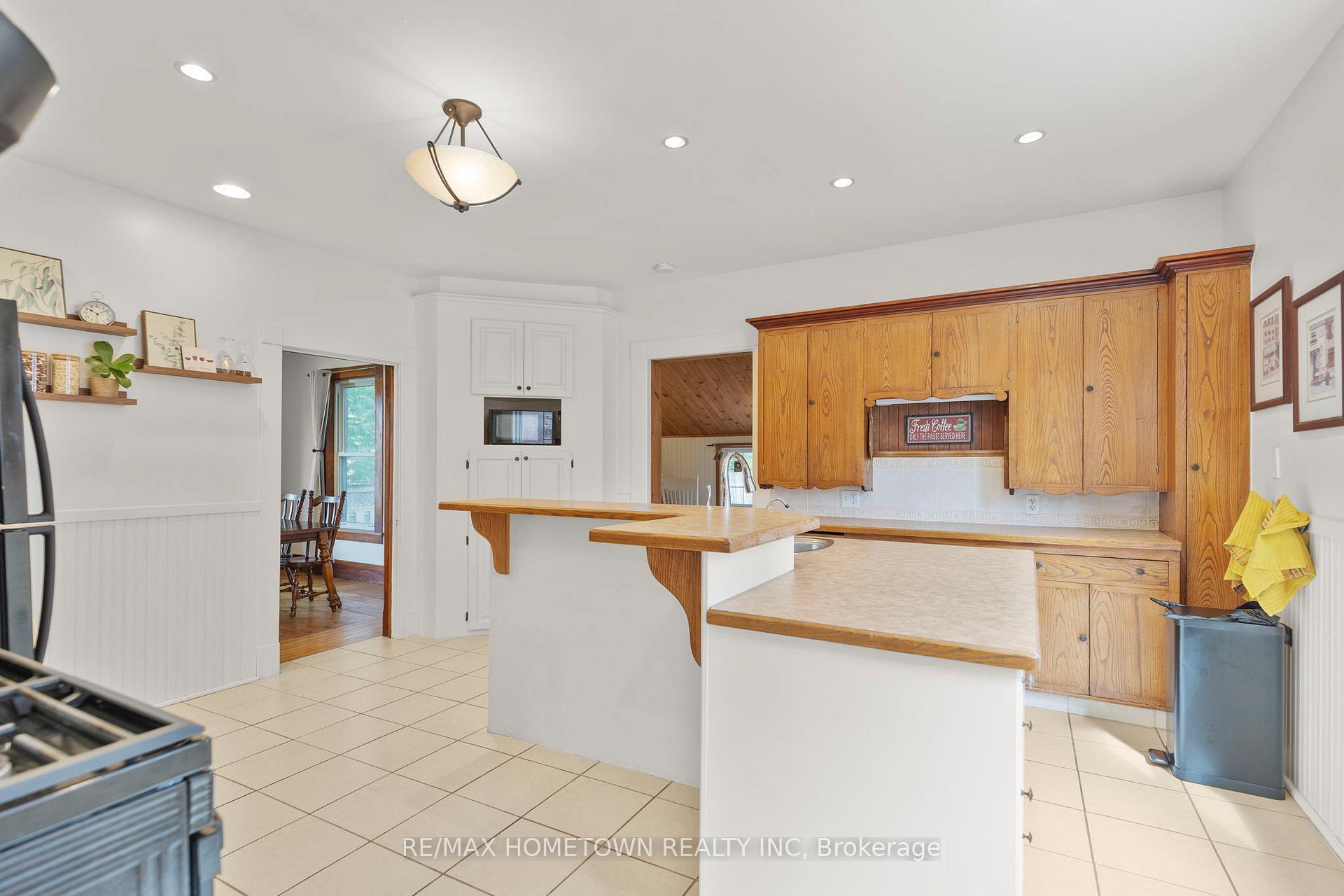 Photo 6 of 138 Henry Street E, Prescott — HOMEH