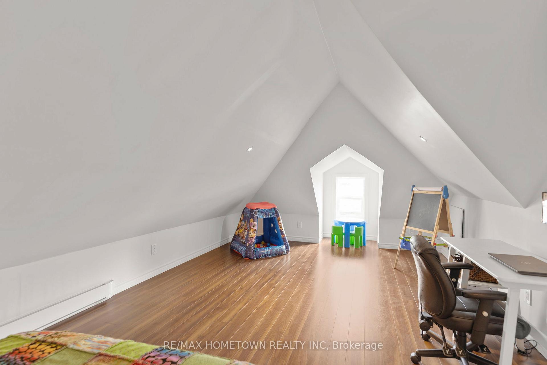 Photo 30 of 138 Henry Street E, Prescott — HOMEH