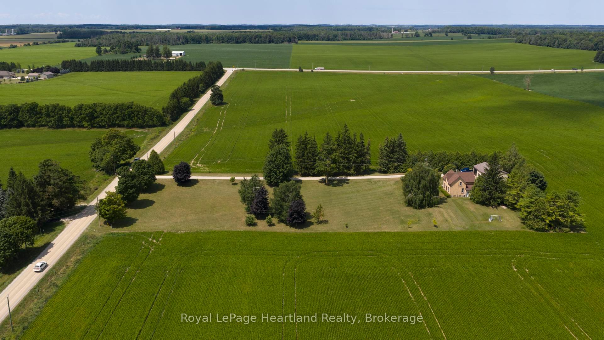 Photo 4 of 40158 Cranbrook Road, Morris Turnberry, Morris — HOMEH