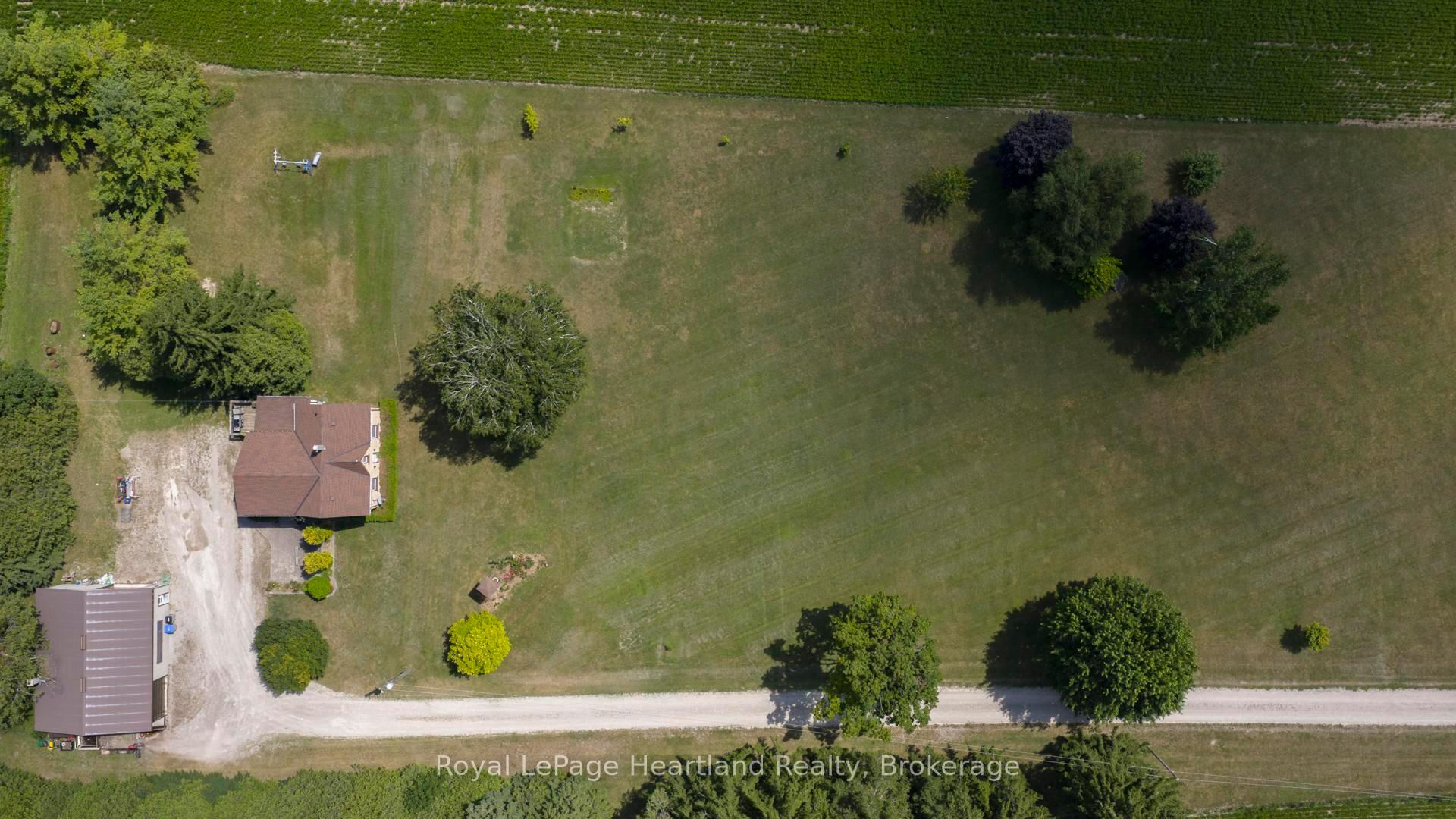 Photo 3 of 40158 Cranbrook Road, Morris Turnberry, Morris — HOMEH