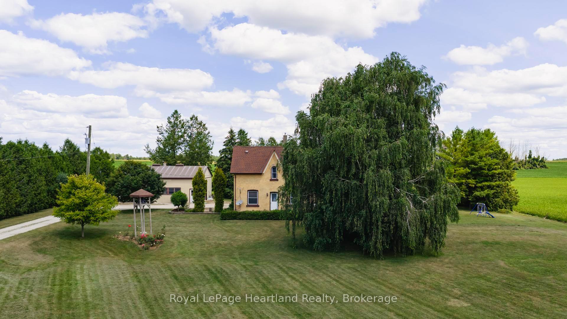 Photo 5 of 40158 Cranbrook Road, Morris Turnberry, Morris — HOMEH