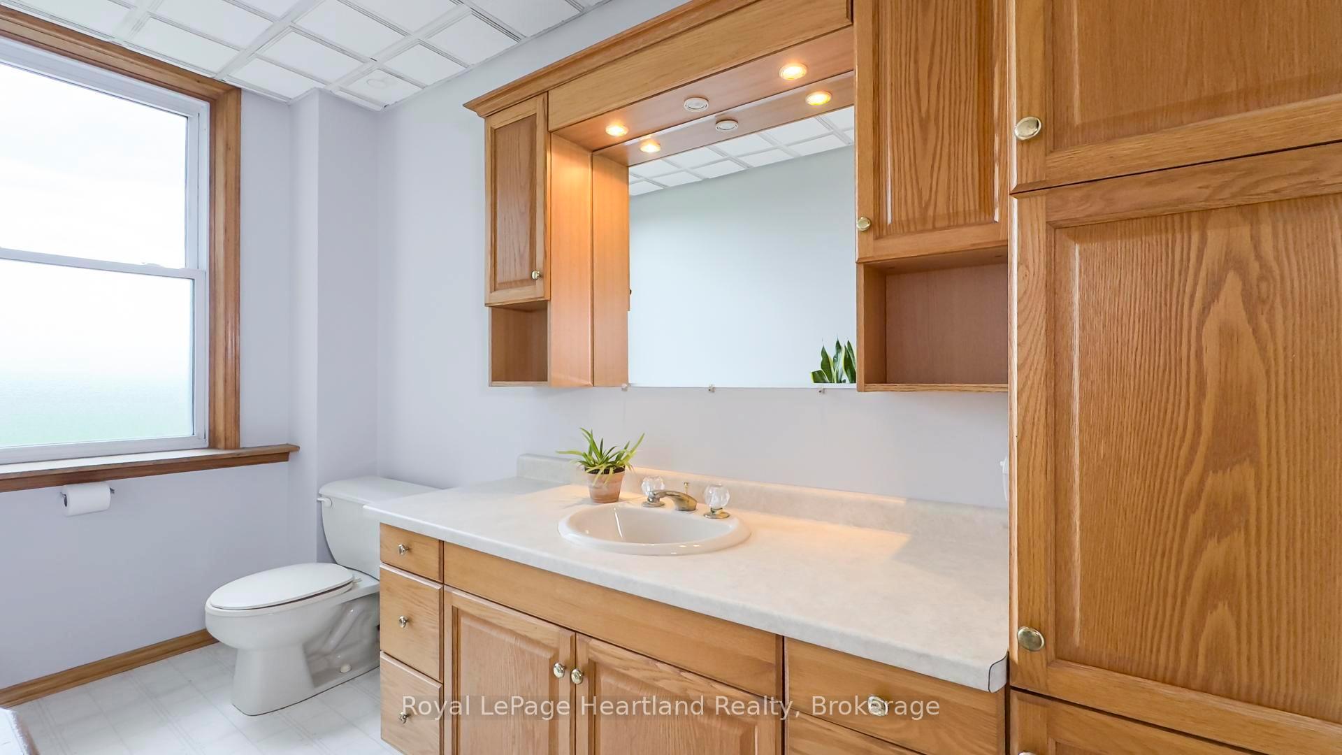 Photo 39 of 40158 Cranbrook Road, Morris Turnberry, Morris — HOMEH