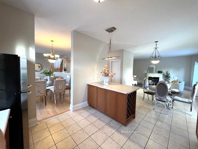 Photo 13 of 4 Panorama Way, Hamilton, Stoney Creek — HOMEH