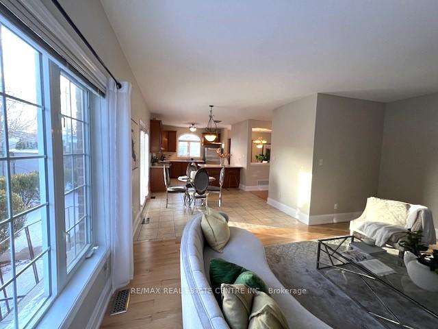 Photo 27 of 4 Panorama Way, Hamilton, Stoney Creek — HOMEH