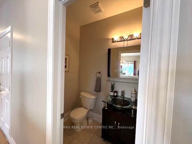 Photo 9 of 4 Panorama Way, Hamilton, Stoney Creek — HOMEH