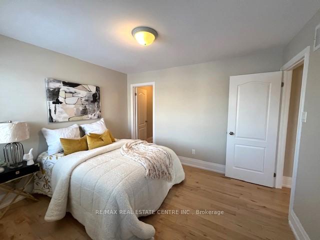 Photo 17 of 4 Panorama Way, Hamilton, Stoney Creek — HOMEH