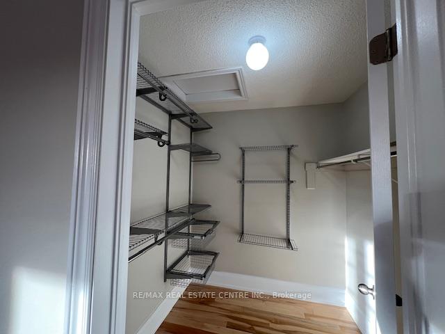 Photo 24 of 4 Panorama Way, Hamilton, Stoney Creek — HOMEH