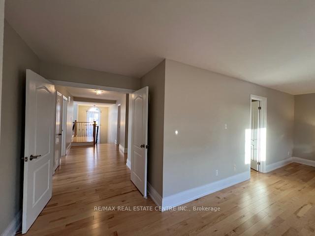 Photo 25 of 4 Panorama Way, Hamilton, Stoney Creek — HOMEH