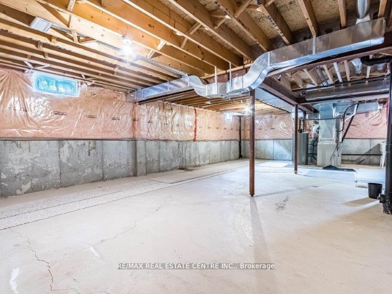 Photo 31 of 4 Panorama Way, Hamilton, Stoney Creek — HOMEH