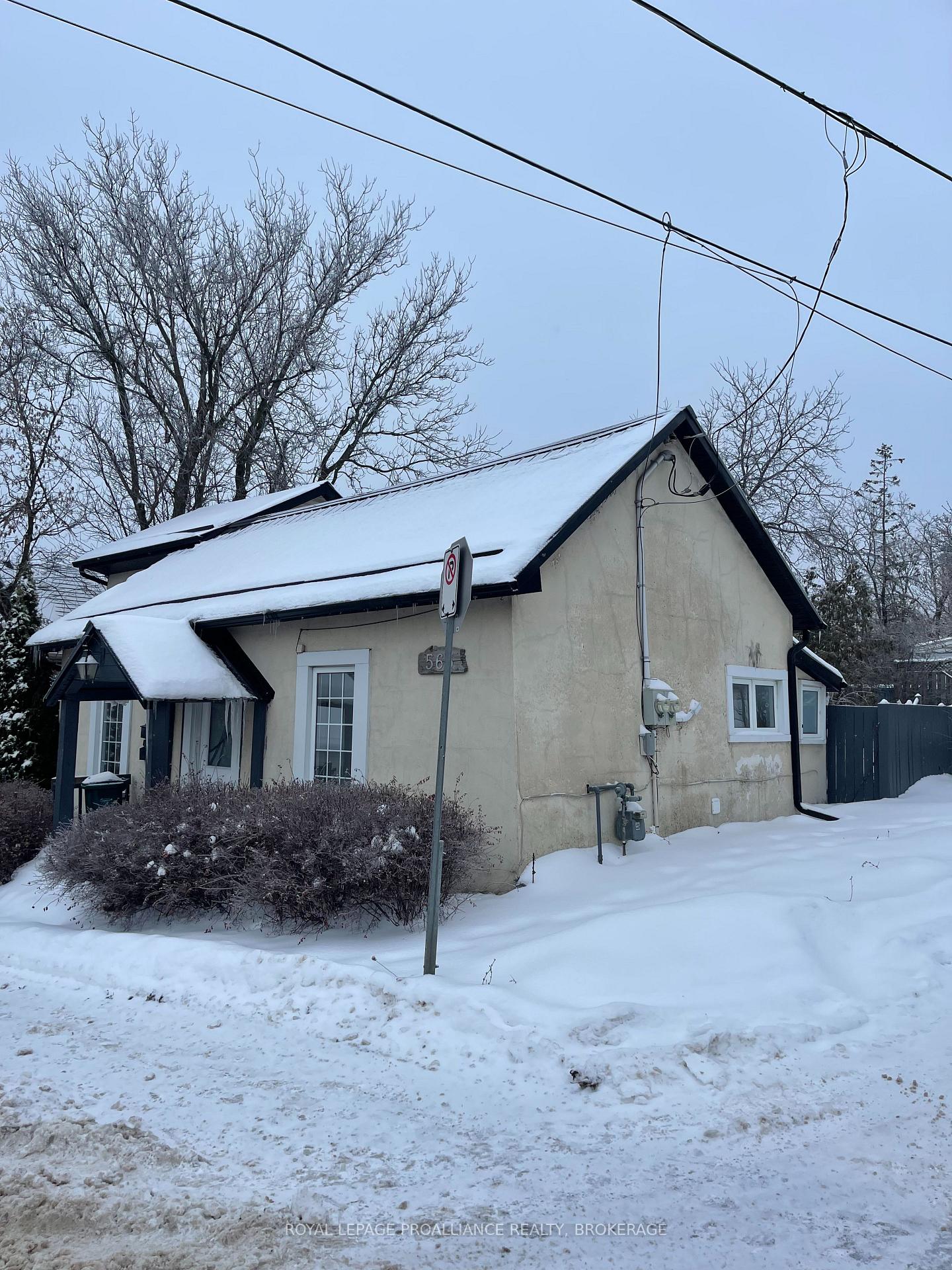 Photo 1 of Unit 2, 563 Union Street, Kingston, Central City West — HOMEH