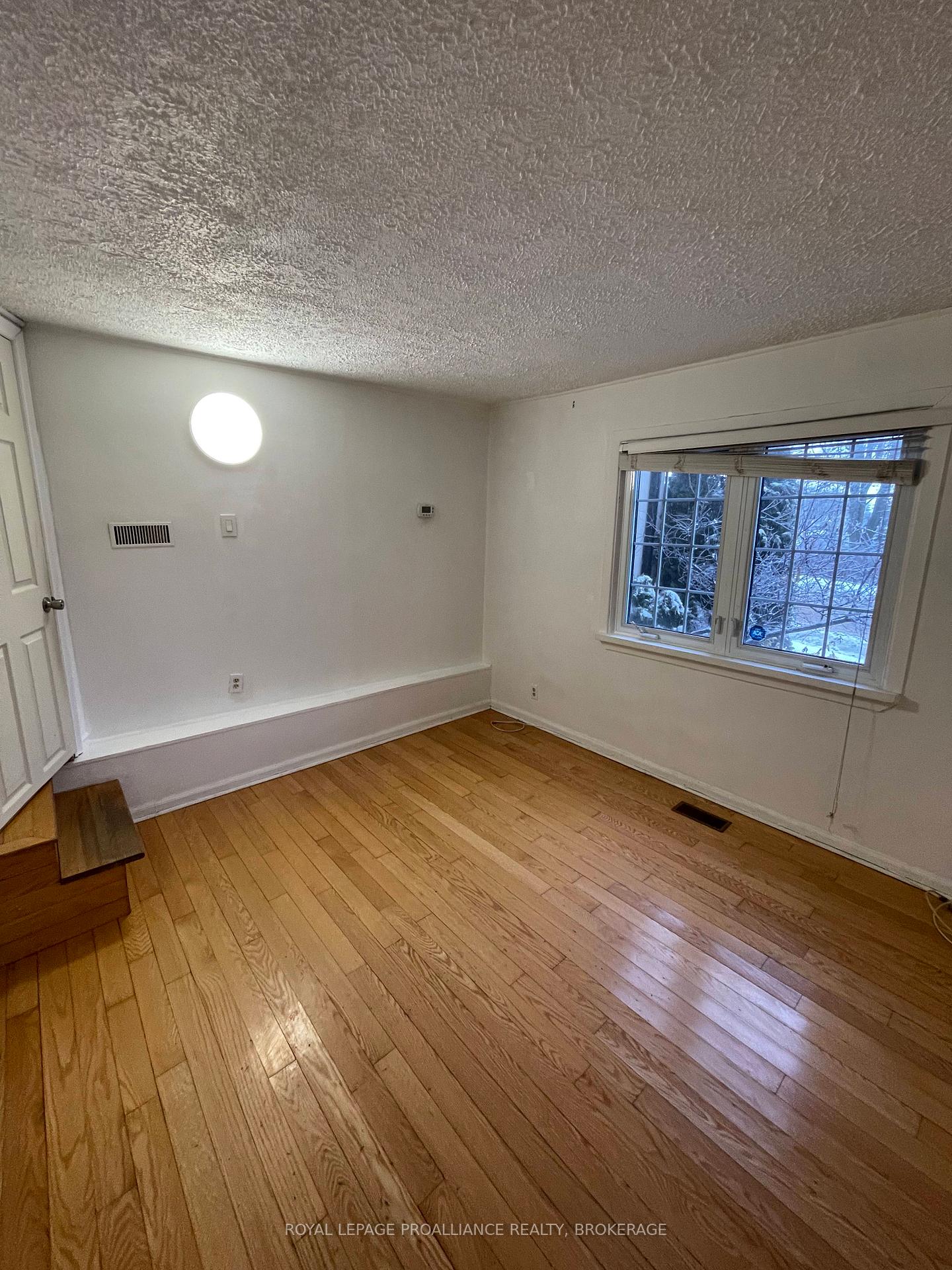 Photo 2 of Unit 2, 563 Union Street, Kingston, Central City West — HOMEH