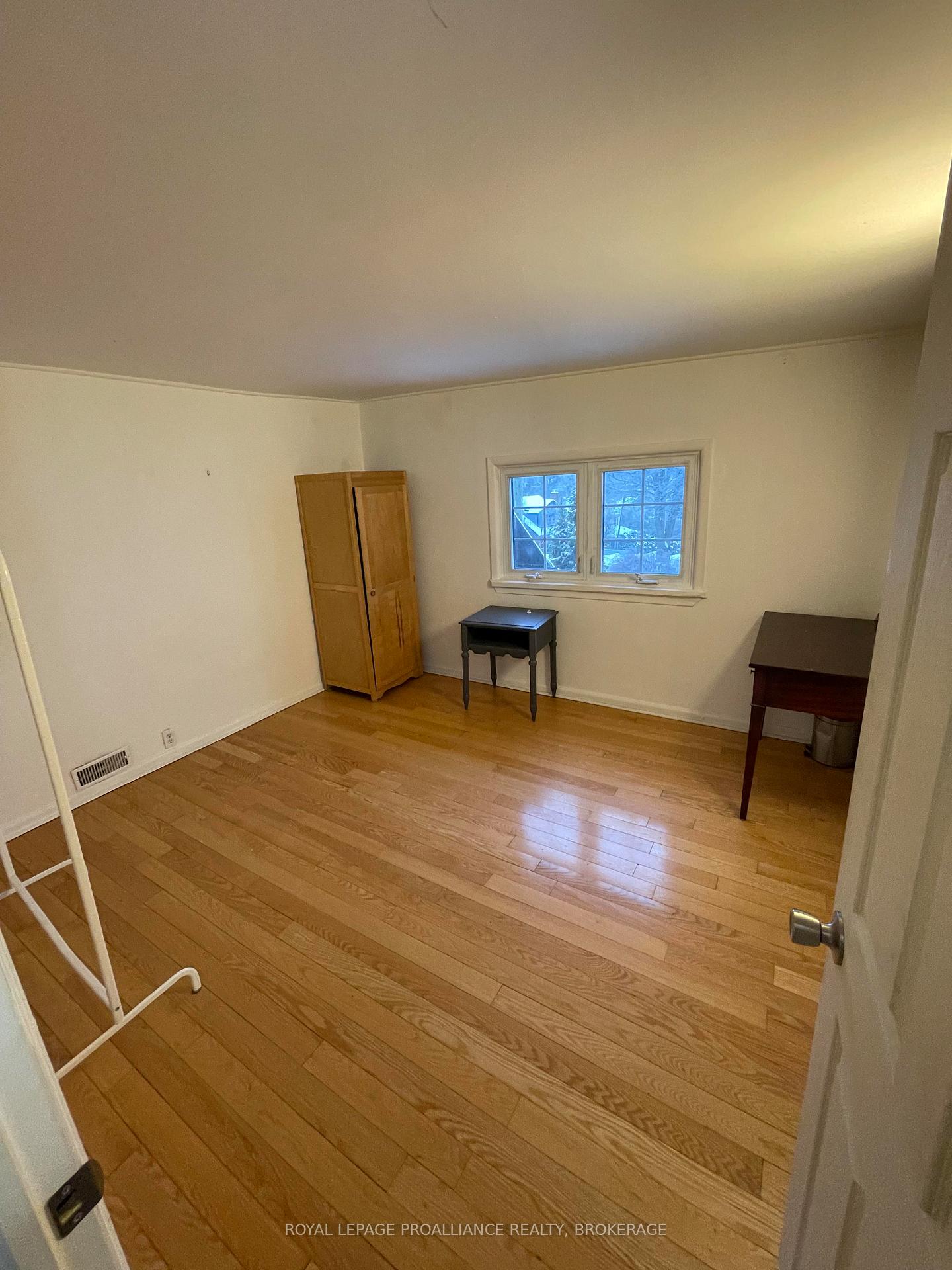 Photo 7 of Unit 2, 563 Union Street, Kingston, Central City West — HOMEH