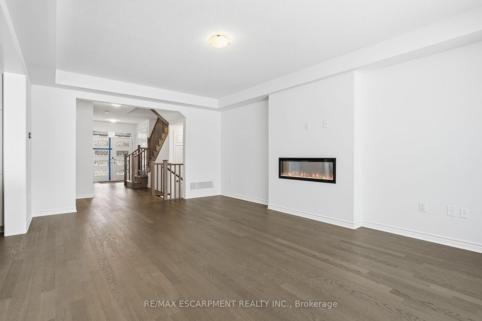 Photo 16 of 322 Millstone Street, Kitchener — HOMEH