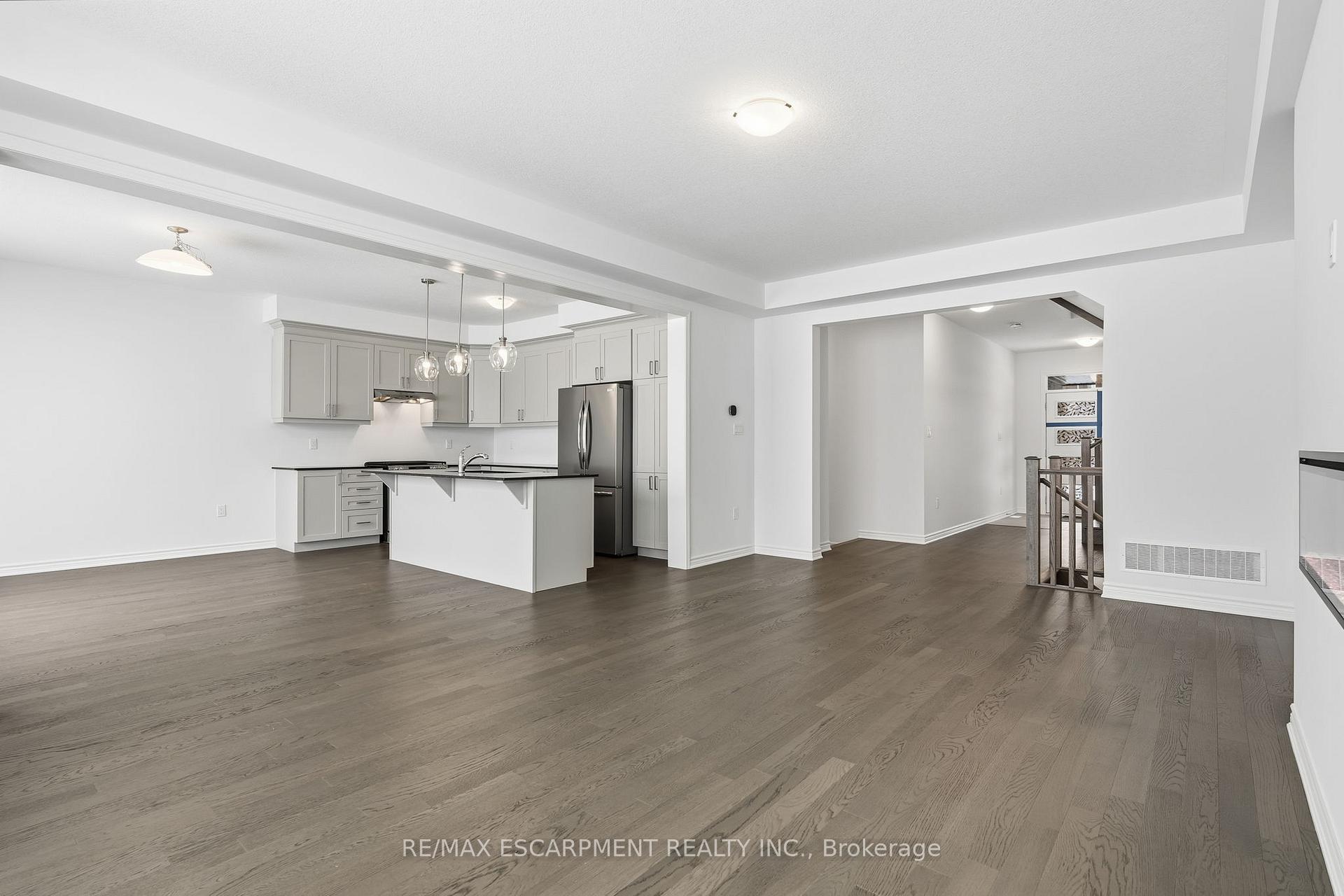 Photo 20 of 322 Millstone Street, Kitchener — HOMEH