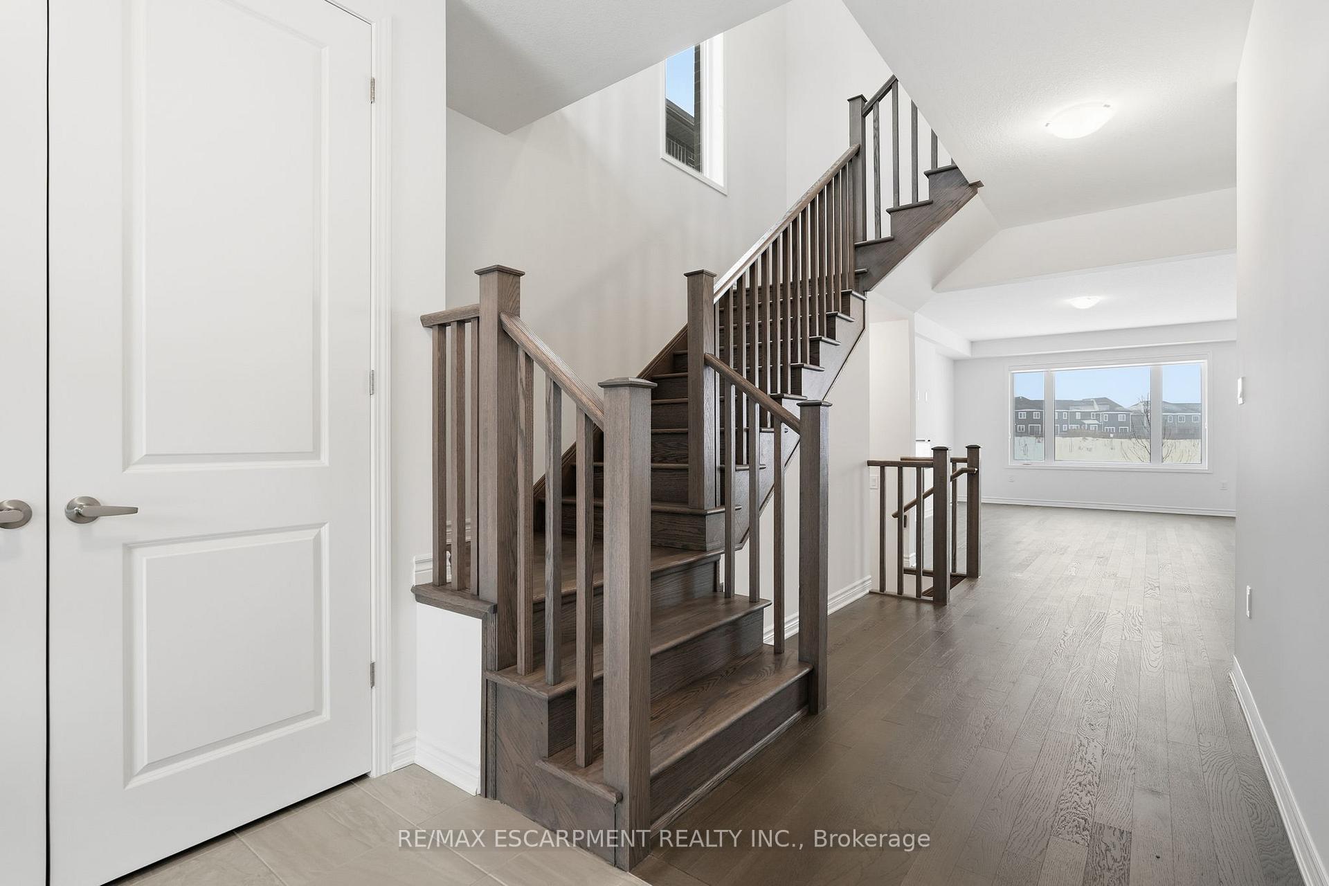 Photo 35 of 322 Millstone Street, Kitchener — HOMEH