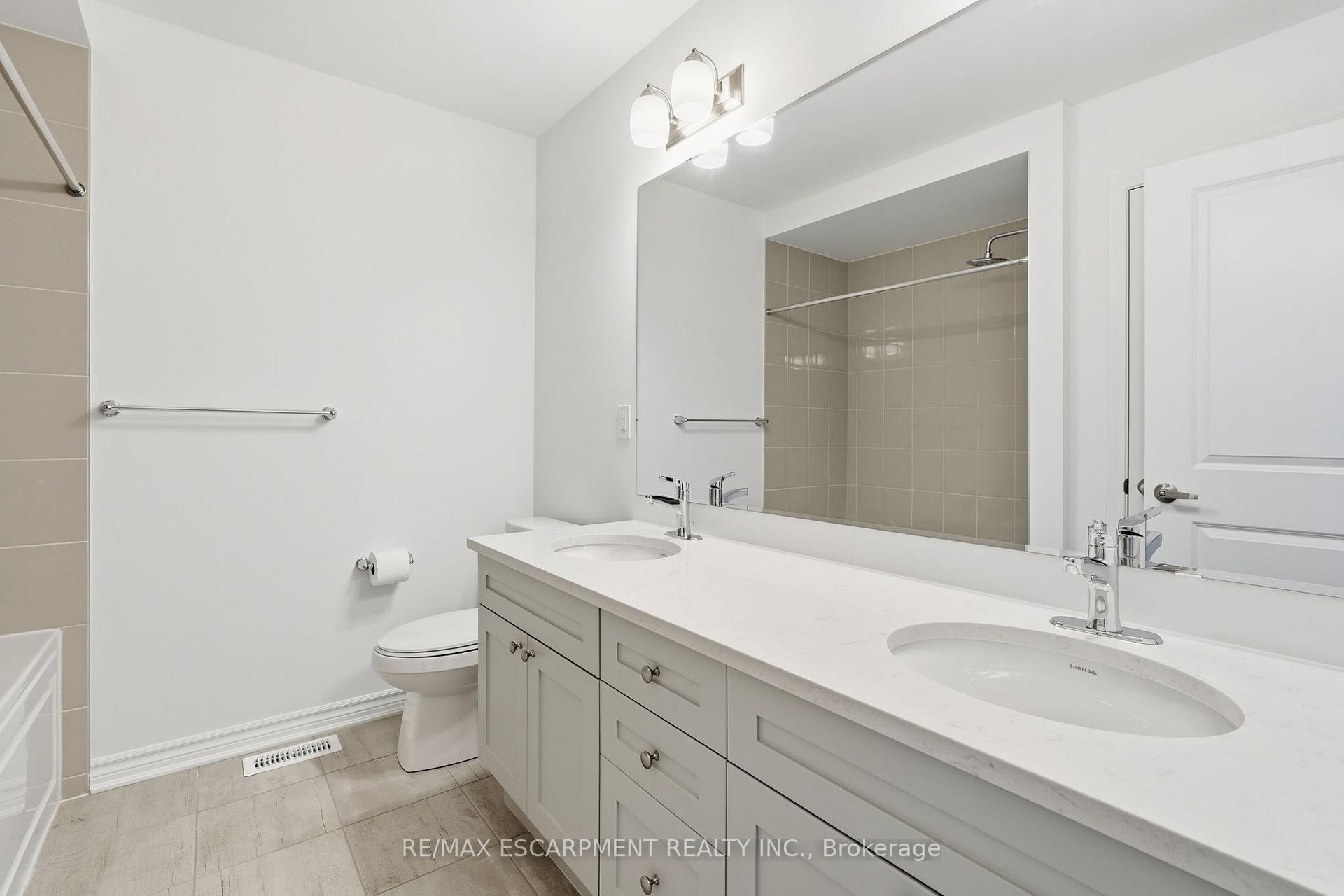 Photo 21 of 322 Millstone Street, Kitchener — HOMEH