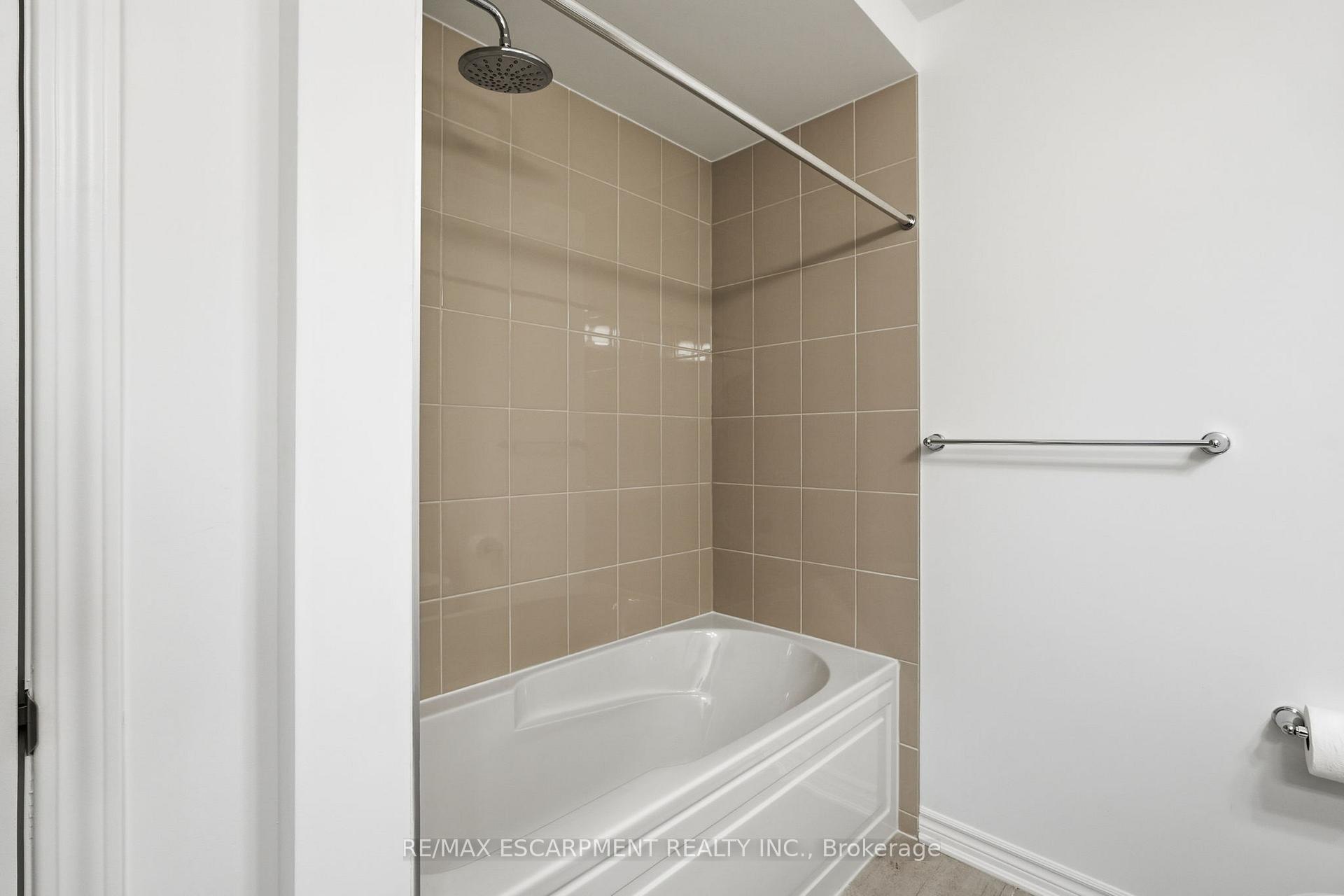 Photo 22 of 322 Millstone Street, Kitchener — HOMEH