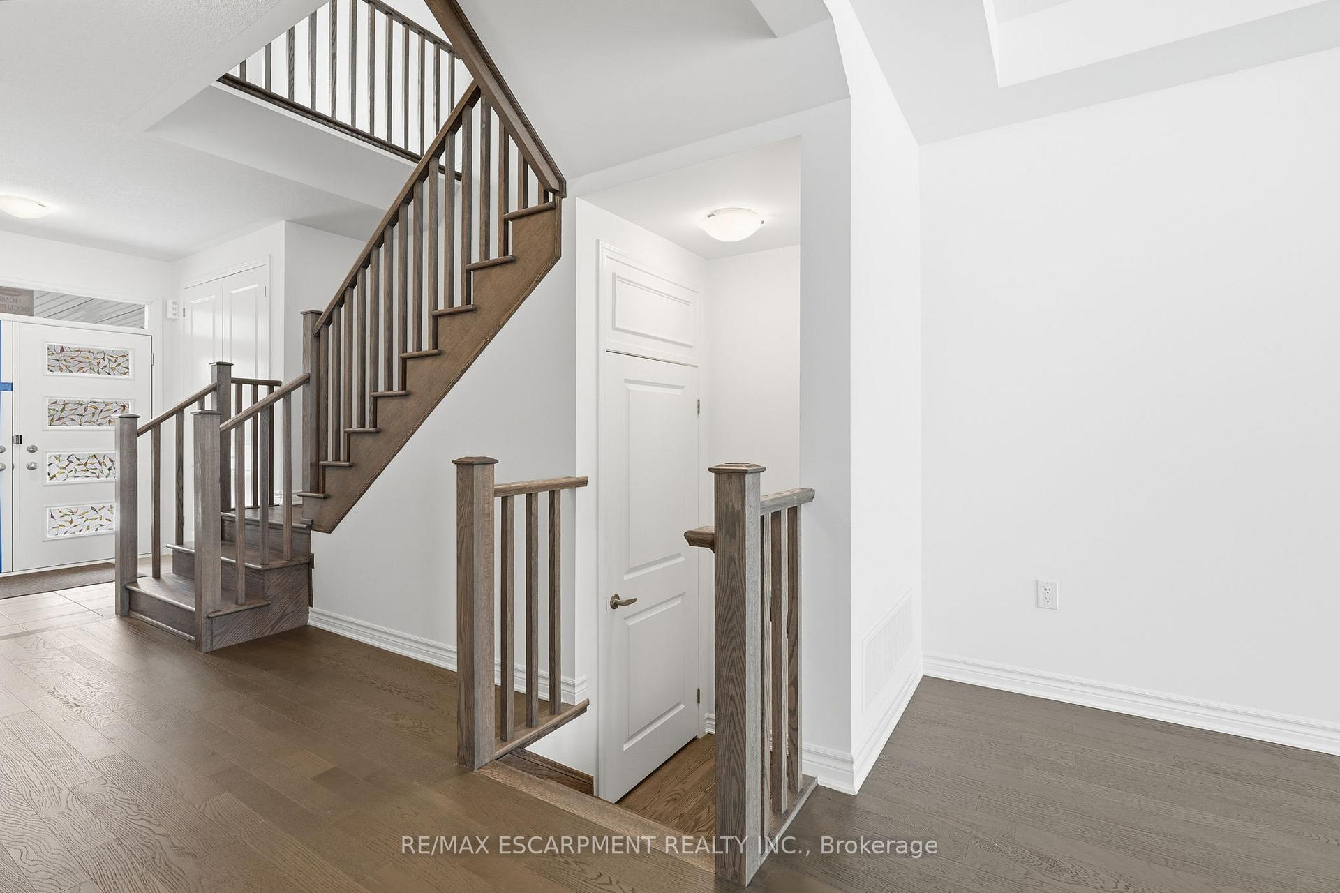 Photo 23 of 322 Millstone Street, Kitchener — HOMEH