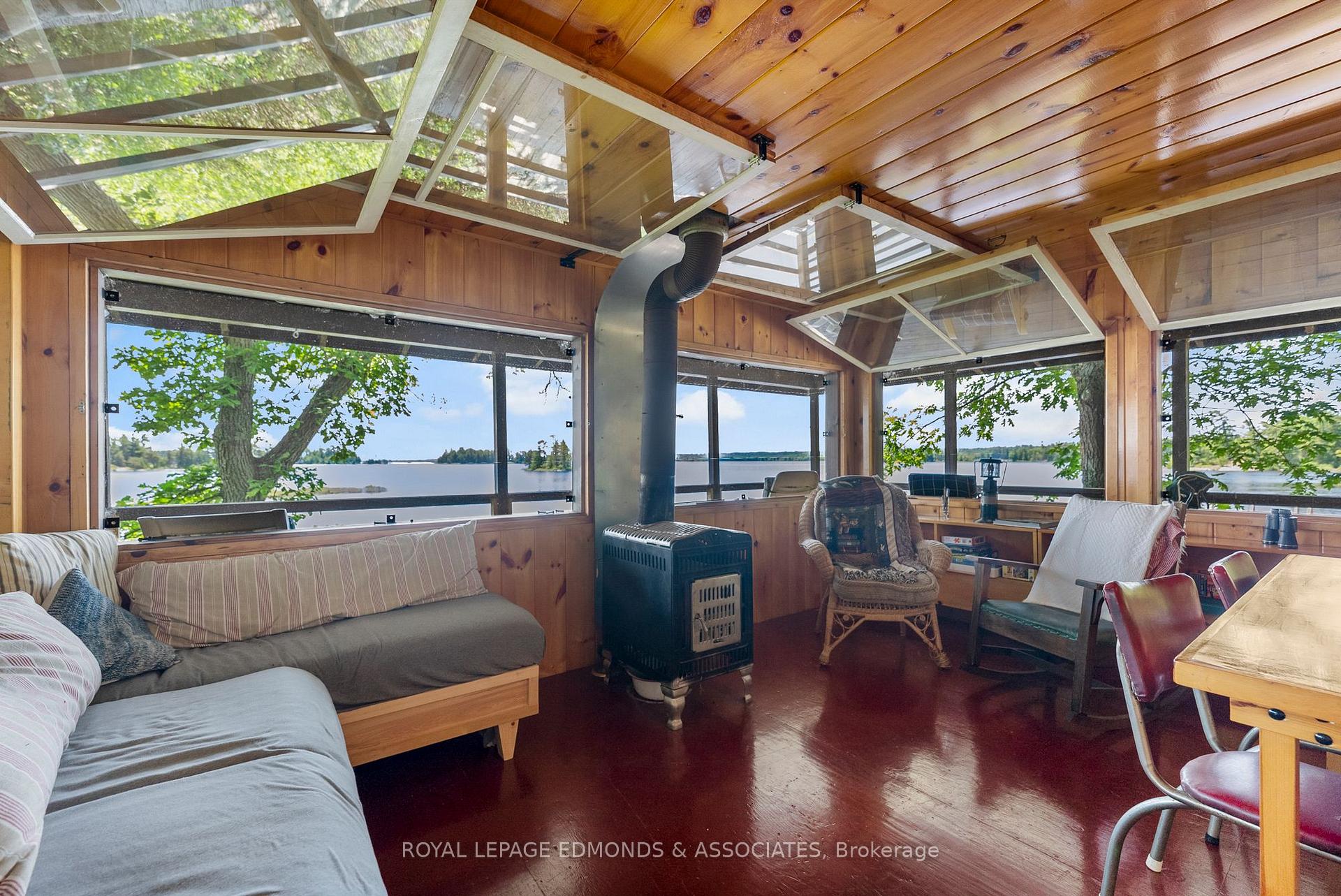 Photo 32 of Riddell Island, Petawawa — HOMEH