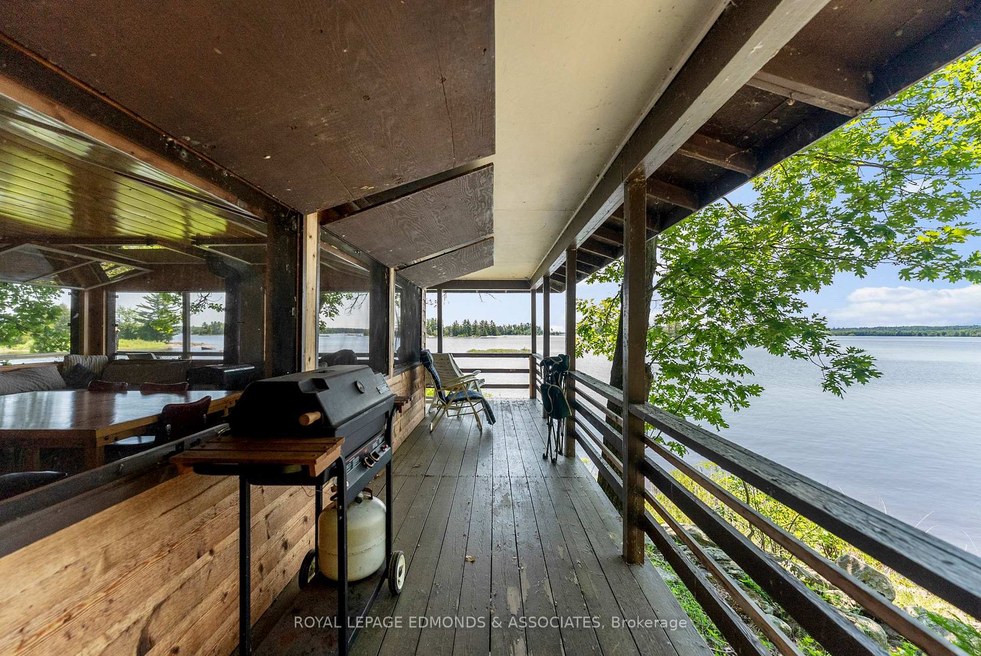 Photo 5 of Riddell Island, Petawawa — HOMEH